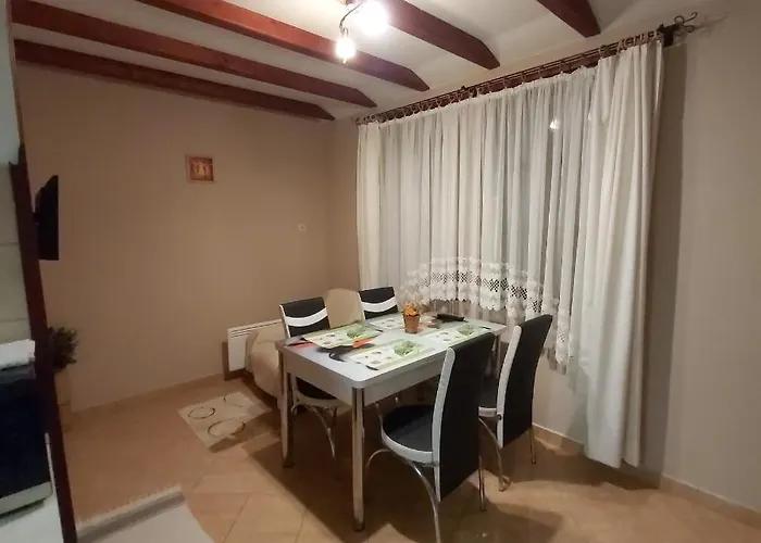 Melinda Nyaralohaz Apartmán *